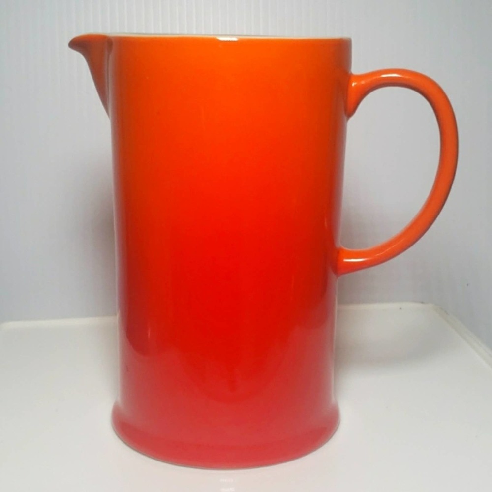 Le Creuset Ombre Atomic Orange Pitcher